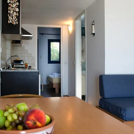 Yialos Studios-apartments