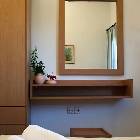 Yialos Studios-apartments * Makry Gialos (Crete)